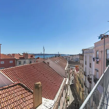 Lovelystay - Luxury Oasis In Bairro Alto Lissabon Buitenkant foto