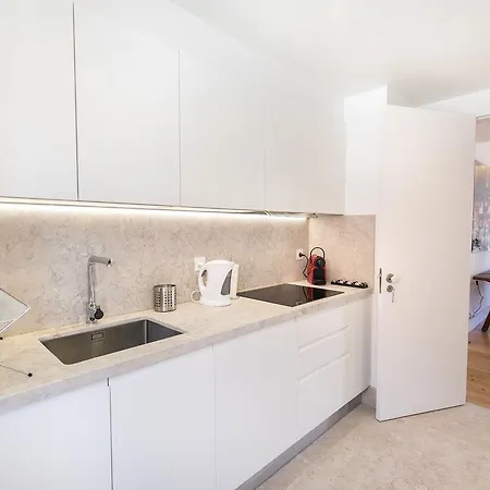 Lovelystay - Luxury Oasis In Bairro Alto Lissabon Buitenkant foto