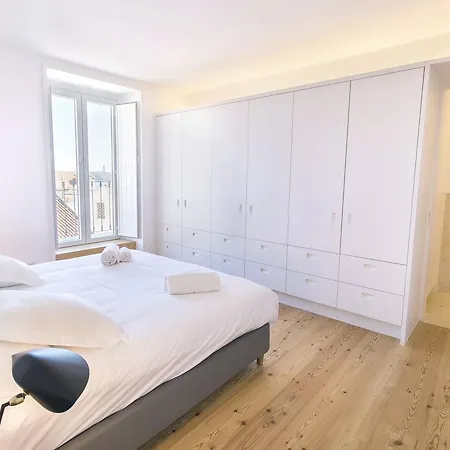 Lovelystay - Luxury Oasis In Bairro Alto Lissabon Buitenkant foto
