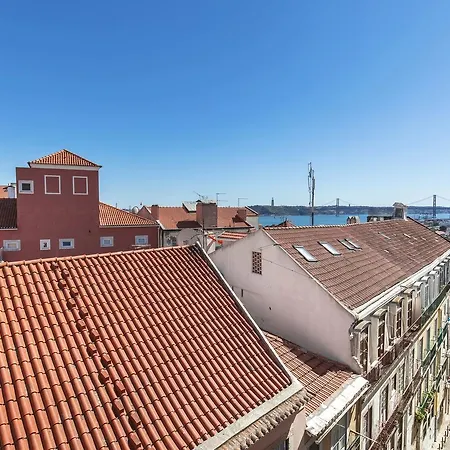 Lovelystay - Luxury Oasis In Bairro Alto Lissabon Buitenkant foto